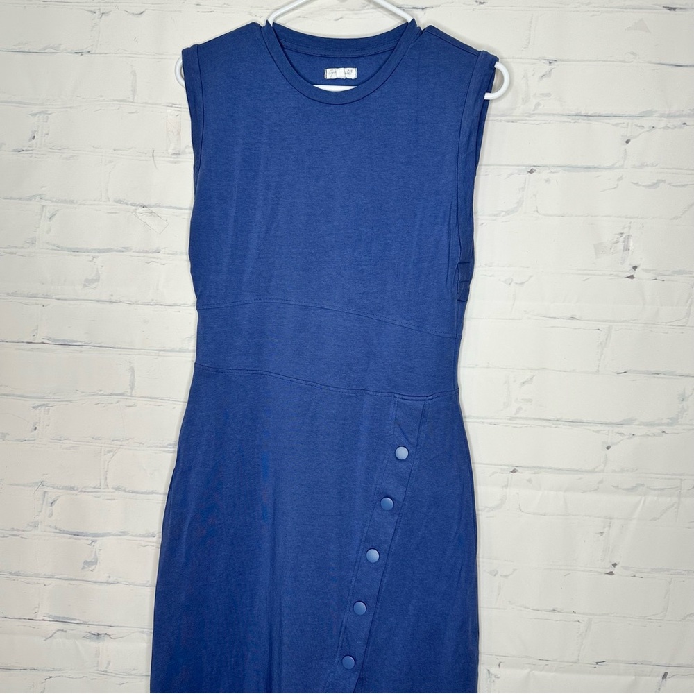 Grey State small or medium dress‎